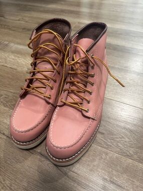 Red Wing Pink Rose Blush Leather 6” Classic Moc Boot Size 8 EUC